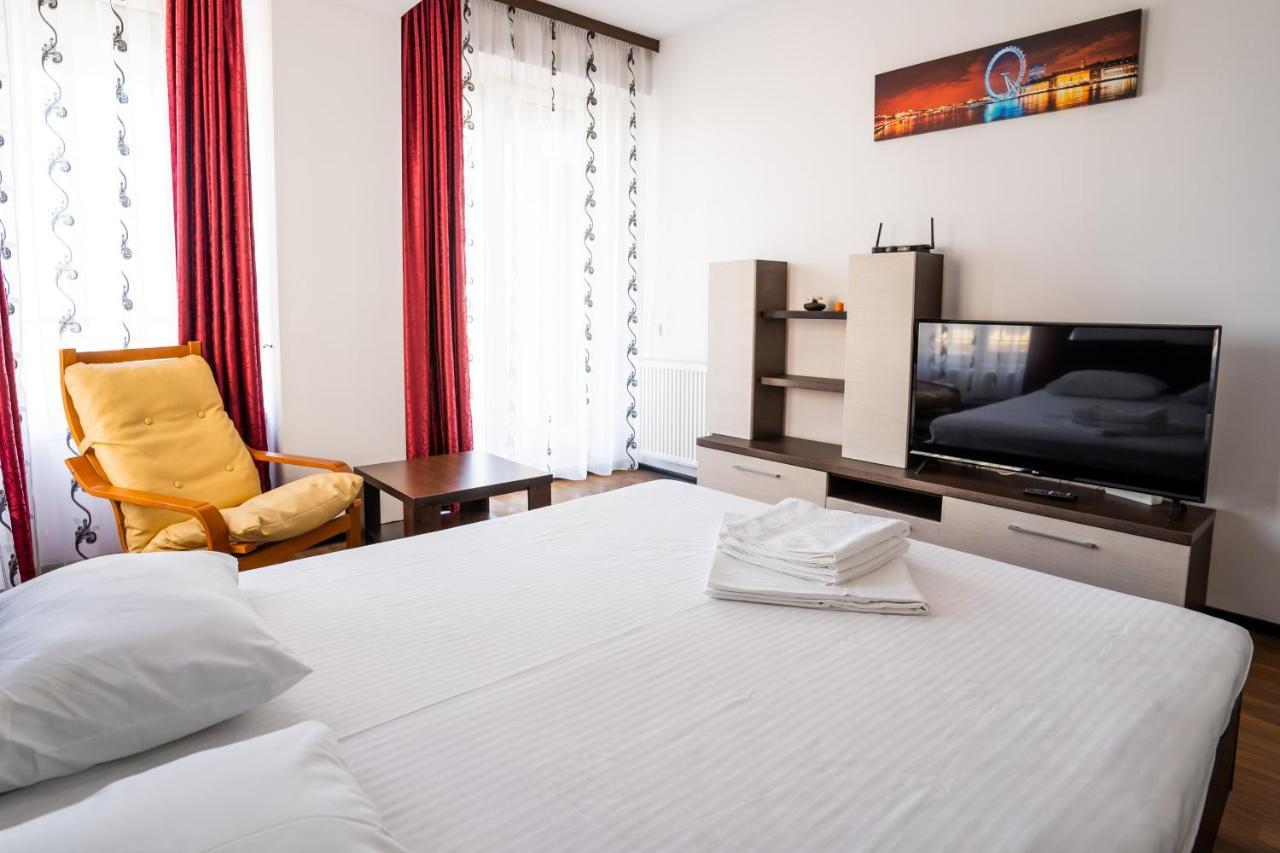 Summerland Relax Apartments Mamaia Extérieur photo