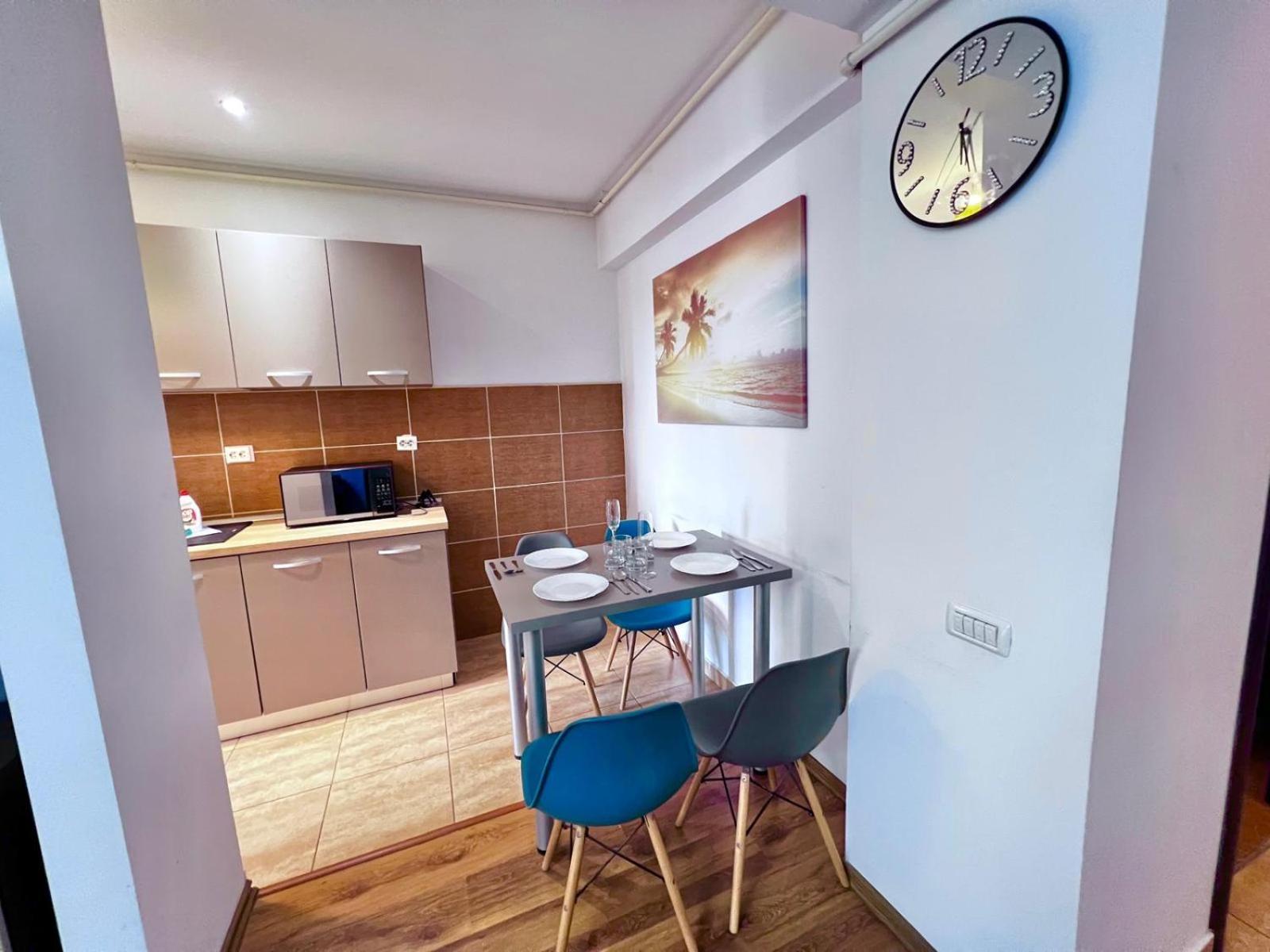 Summerland Relax Apartments Mamaia Extérieur photo