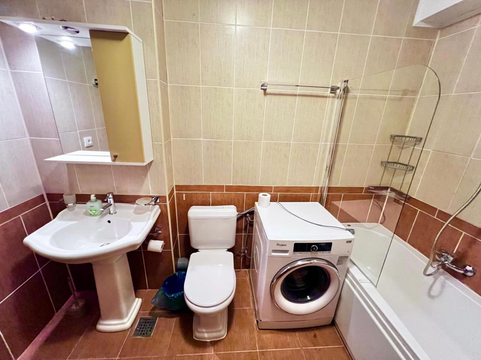 Summerland Relax Apartments Mamaia Extérieur photo