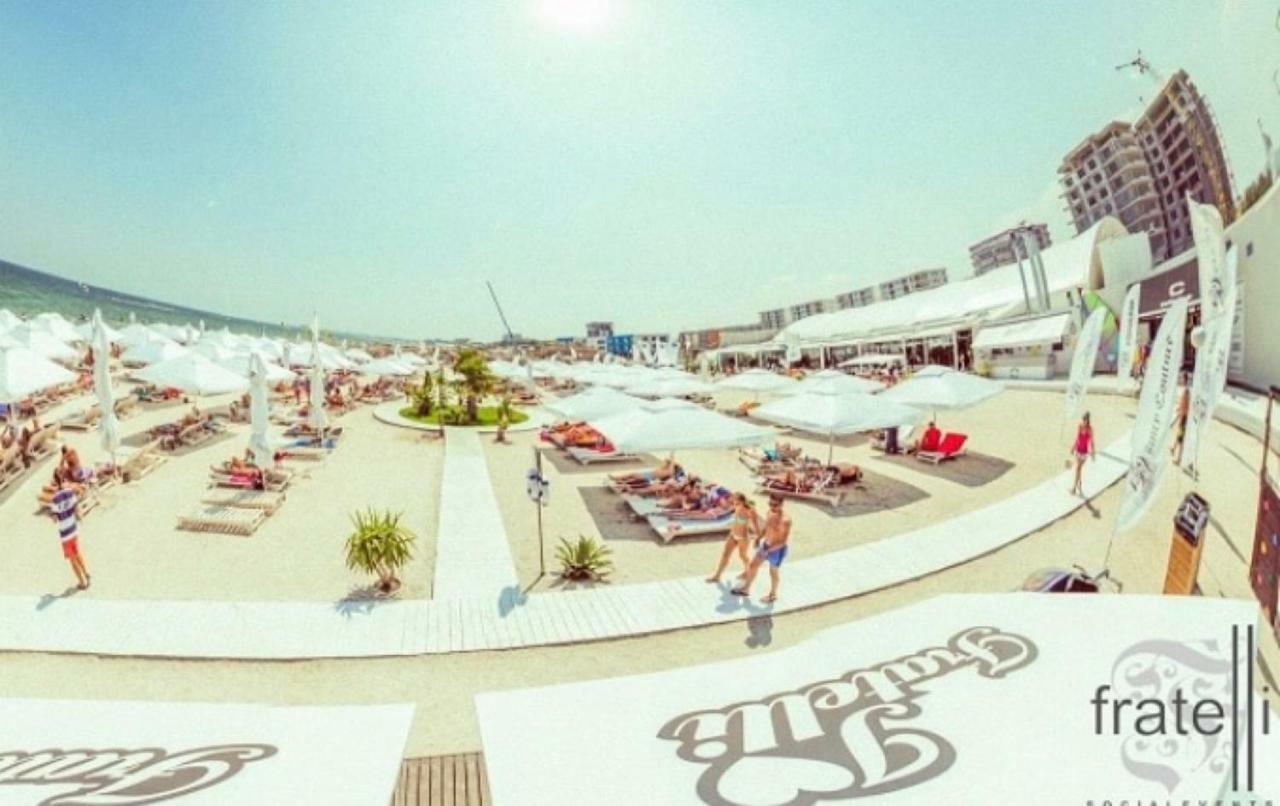 Summerland Relax Apartments Mamaia Extérieur photo